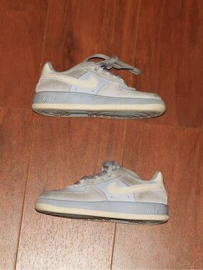 Nike Kids Gray and Light Blue Suede Sneakers